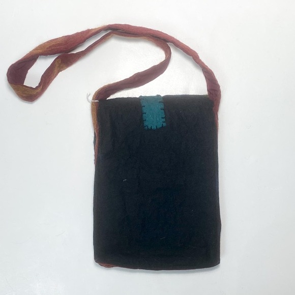 Rising Tide NEW Multicolor Felted Wool Crossbody Bag - Picture 4 of 8